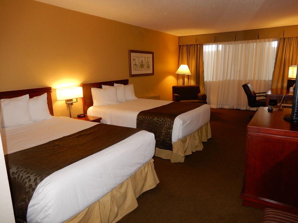 Clarion Hotel Milwaukee Airport المظهر الخارجي الصورة