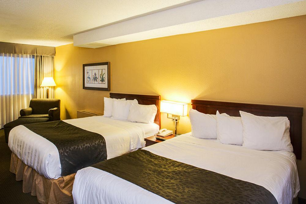 Clarion Hotel Milwaukee Airport المظهر الخارجي الصورة