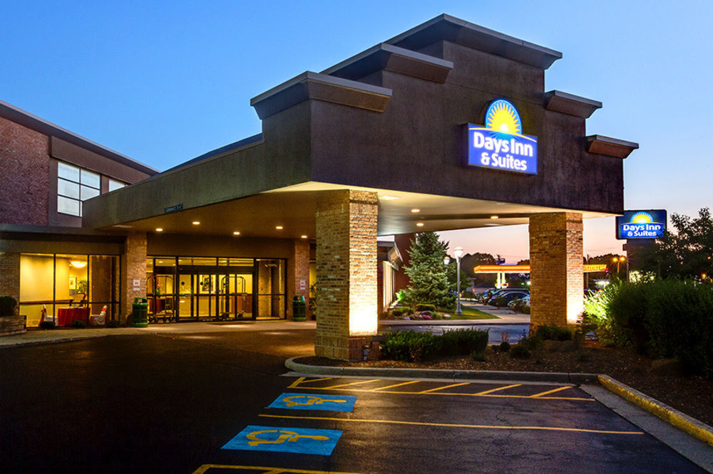 Clarion Hotel Milwaukee Airport المظهر الخارجي الصورة