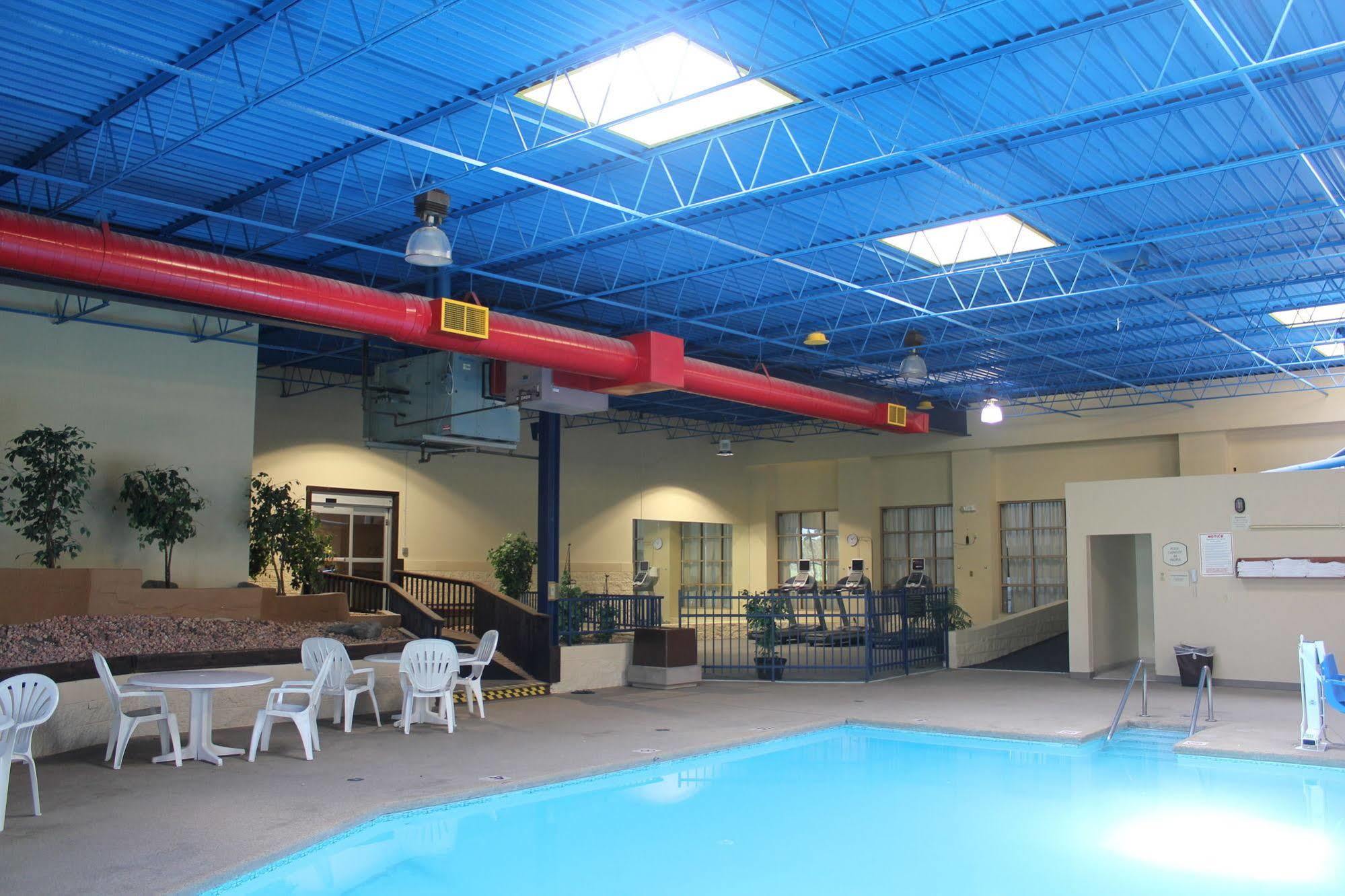Clarion Hotel Milwaukee Airport المظهر الخارجي الصورة